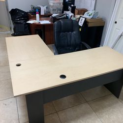 Desk two filled cabinet with wheels and chair