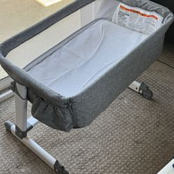 Grey Bassinet