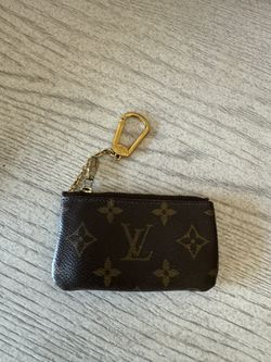 LOUIS VUITTON cardholder/keychain