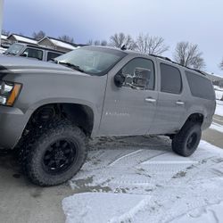 2008 Chevy Suburban 