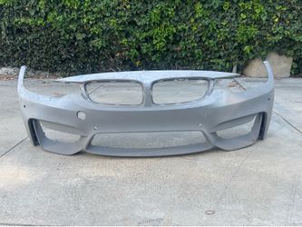 BMW F80 M3 & F82/F83 M4 - FRONT BUMPER COVER OEM 5111(contact info removed)