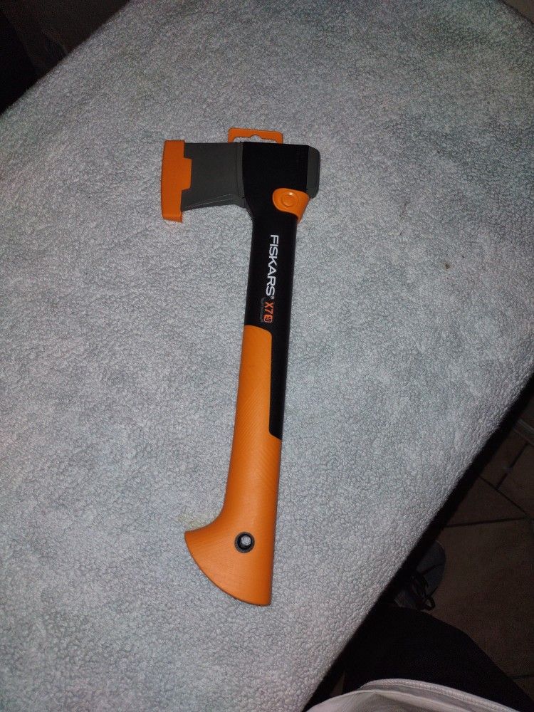 FISKARS X 7