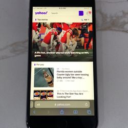 IPhone 6s Plus unlocked 🔐 With New battery 🔋 