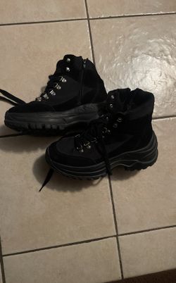 Steve Madden 