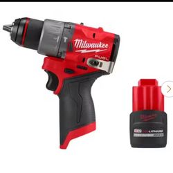 Milwaukee M12 FUEL 12V Lithium-lon Brushless Cordless 1|2 in. Hammer Drill w/ High Output 2.5Ah Batt