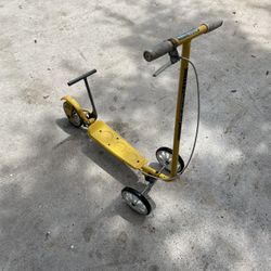 Honda Kick N Go Vintage Scooter 1970s