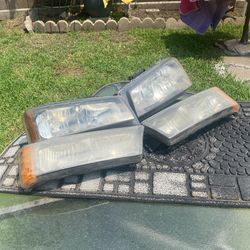 03 To 06 Head Lights For Cat Eye Chevy Truck