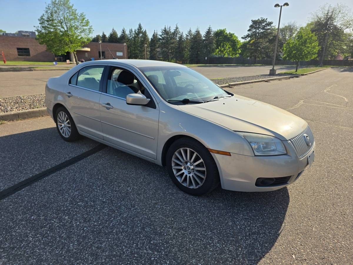 2009 Mercury Milan