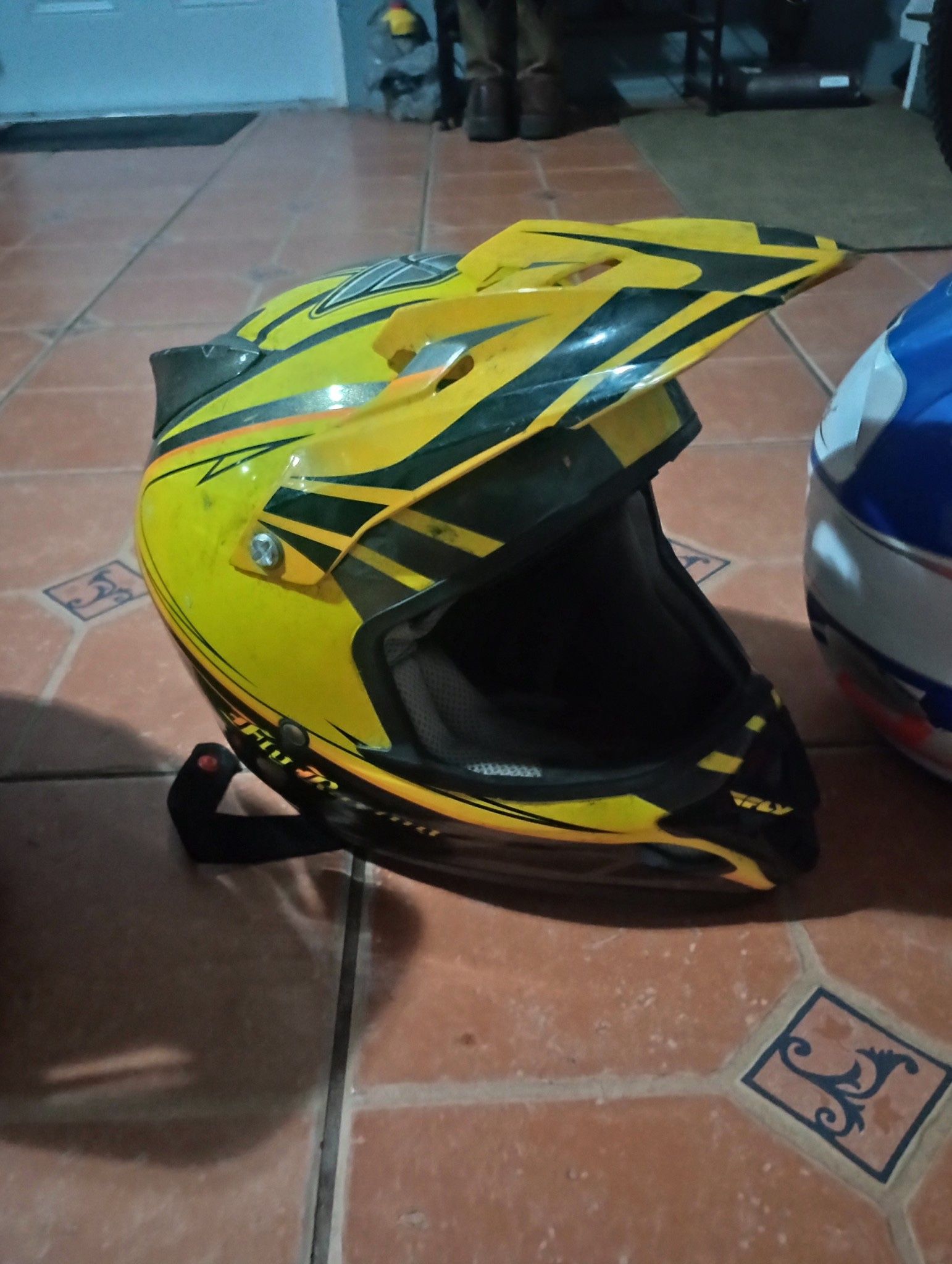 Motorcycle/Dirt Bike Helmets