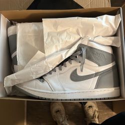 Air Jordan 1 Retro Hi OG Stealth/White Size 11
