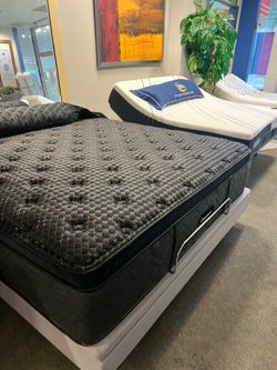 🔥simmons beautyrest black series 3 king plush pillow top $1500🔥