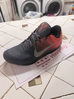 Nike Kobe 11 Elite Low "Easter" in Size 12