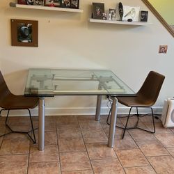 Cool Extendable Glass Dining Table (Italian Style, Excellent Condition) $149 (Emeryville)