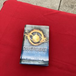 Book DIVERGENT