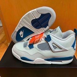 Nike Air Jordan 4 Retro Military Blue FV5029-141 Size 11.5 Brand New