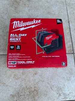 Milwaukee M12 12-Volt Lithium-Ion Cordless Green 125 ft. Cross Line and Plumb Points Laser Level (Tool-Only)