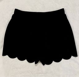 Express Women's Black Scalloped Hem Pull-On Stretch Shorts Solid Size XS