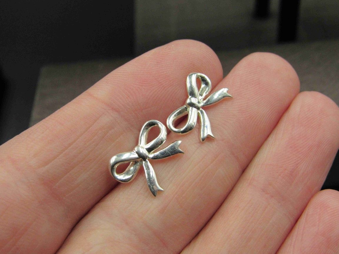 Sterling Silver Small Bow Stud Earrings Vintage Wedding Engagement Anniversary Beautiful Everyday Minimalist Cute Sexy