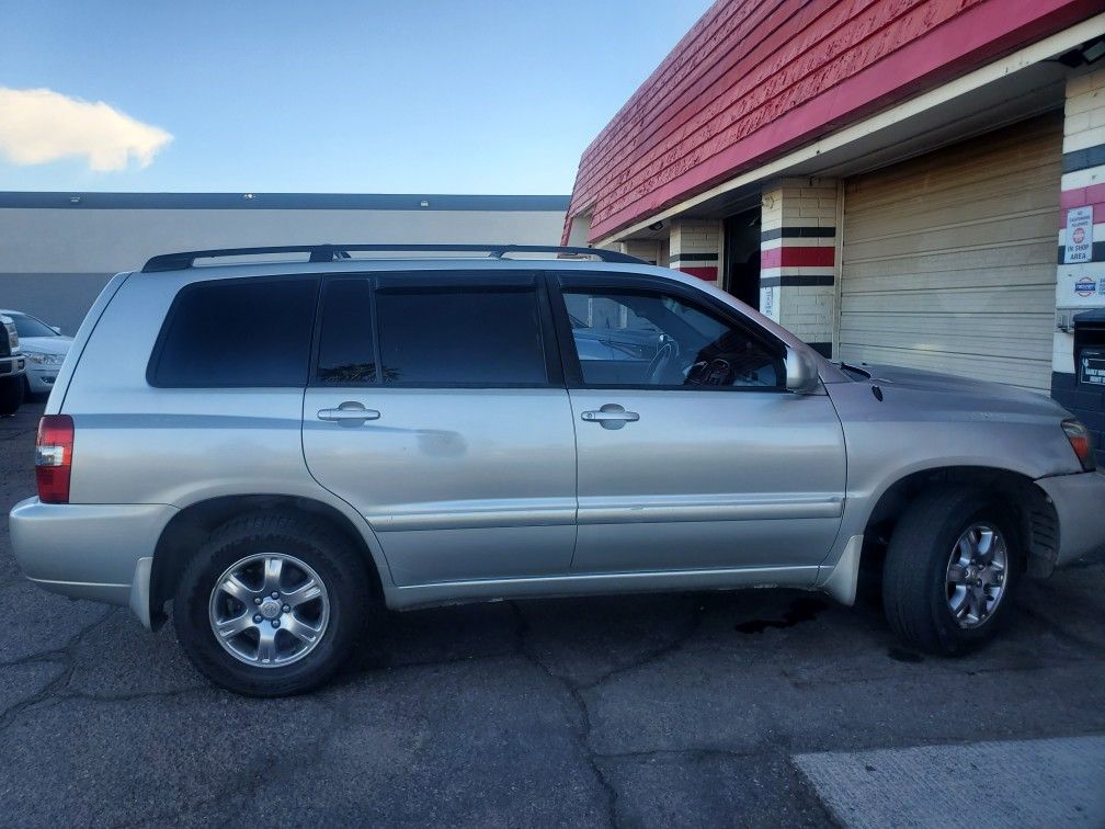 2004 Toyota Highlander