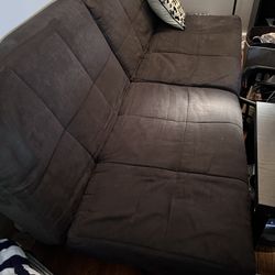 Black Futon 