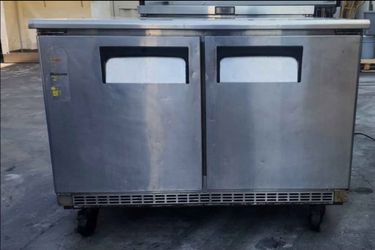 Everest 48" 2-Door undercounter cooler