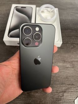 iPhone 15 pro max 256gb unlocked for any carriers ( Liberado)
