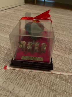 miniature souvenir replica of the Bronze Chariot and Horses from Emperor Qin Shi Huang's Mausoleum
