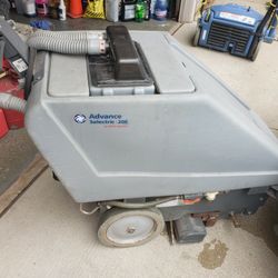 Commercial Carpet Cleaning Extractor 