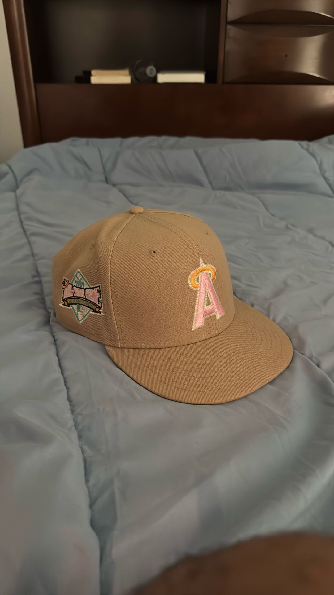 LA Angels sz 8 only worn twice