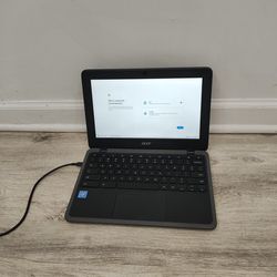 Acer C733 Chromebook Celeron N4020 32 SSD  4 GB RAM USB C Charger Not Included 