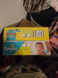 Pampers swaddlers diapers