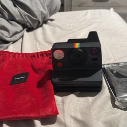 Polaroid Now 