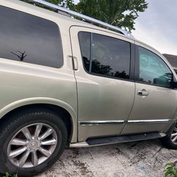 2008 Infiniti QX56