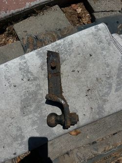 Trailer Hitch Ball Mount with 2” Ball – Heavy Duty