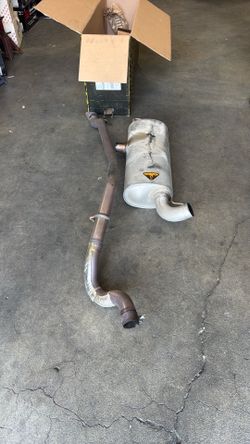 2024 ford BRONCO BADLANDS  OEM exhaust, used,