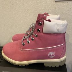 Timberland Boots 5 1/2 (size 7 For Women)