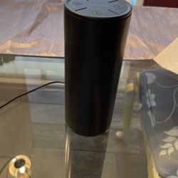  Insignia NS-SPBTWAVE2-BK Wave 2 Black Wireless Bluetooth Portable Stereo Speaker