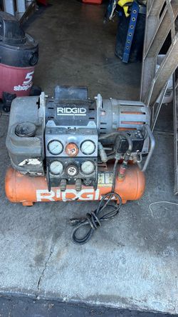 RIDGID 5-in-1 Air Compressor