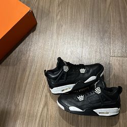 Jordan 4: Oreo | 8.5M