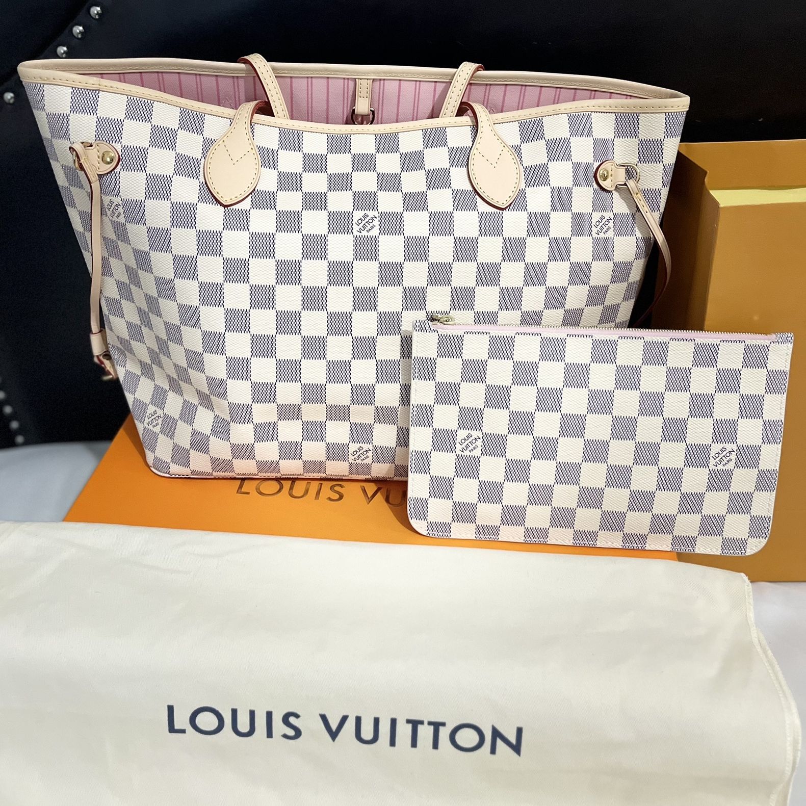 Louis Vuitton saleya MM Damier azur shoulder bag white for Sale in Katy, TX  - OfferUp