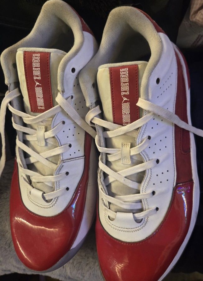 Jordan MAX AURA 7 Sz 12