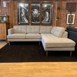  Grey Boucle RAF Terminal