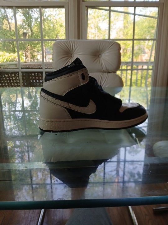 Worn Once On Graduation Size 4 And Half