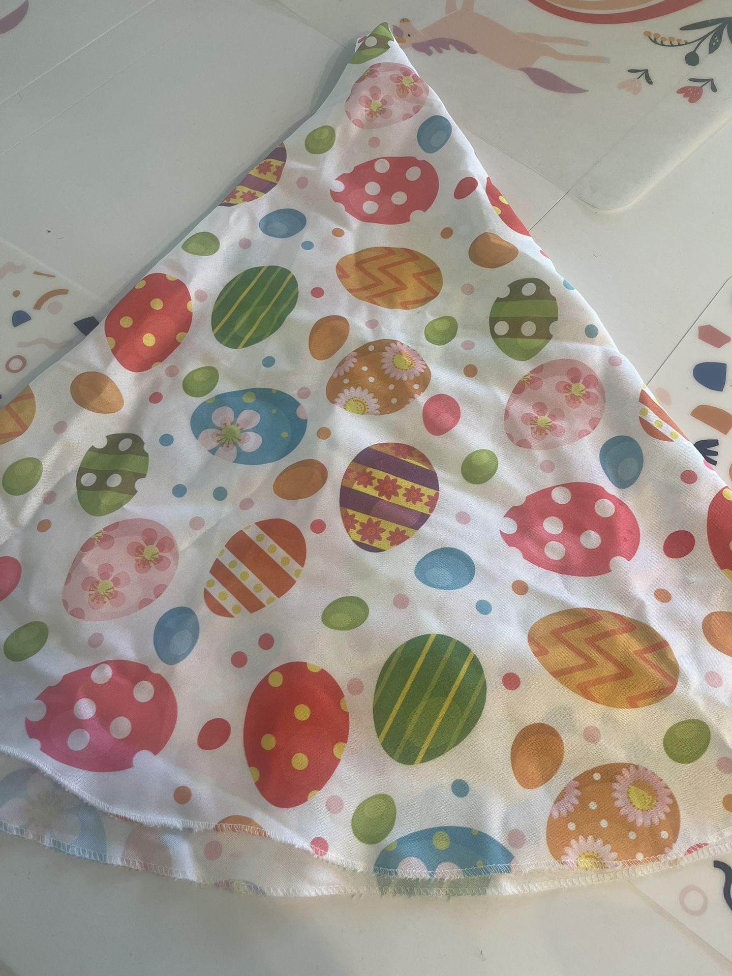 60” Round Tablecloth