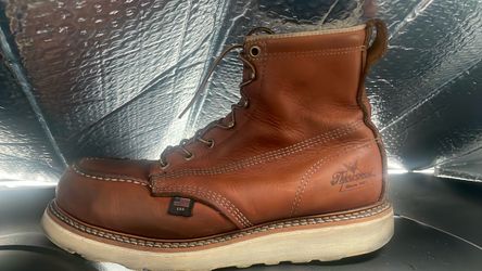 Steele toe boots size 8