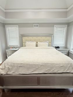 King size bedroom set
