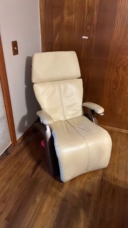 Zero Gravity Recliner Chair Cream Leather