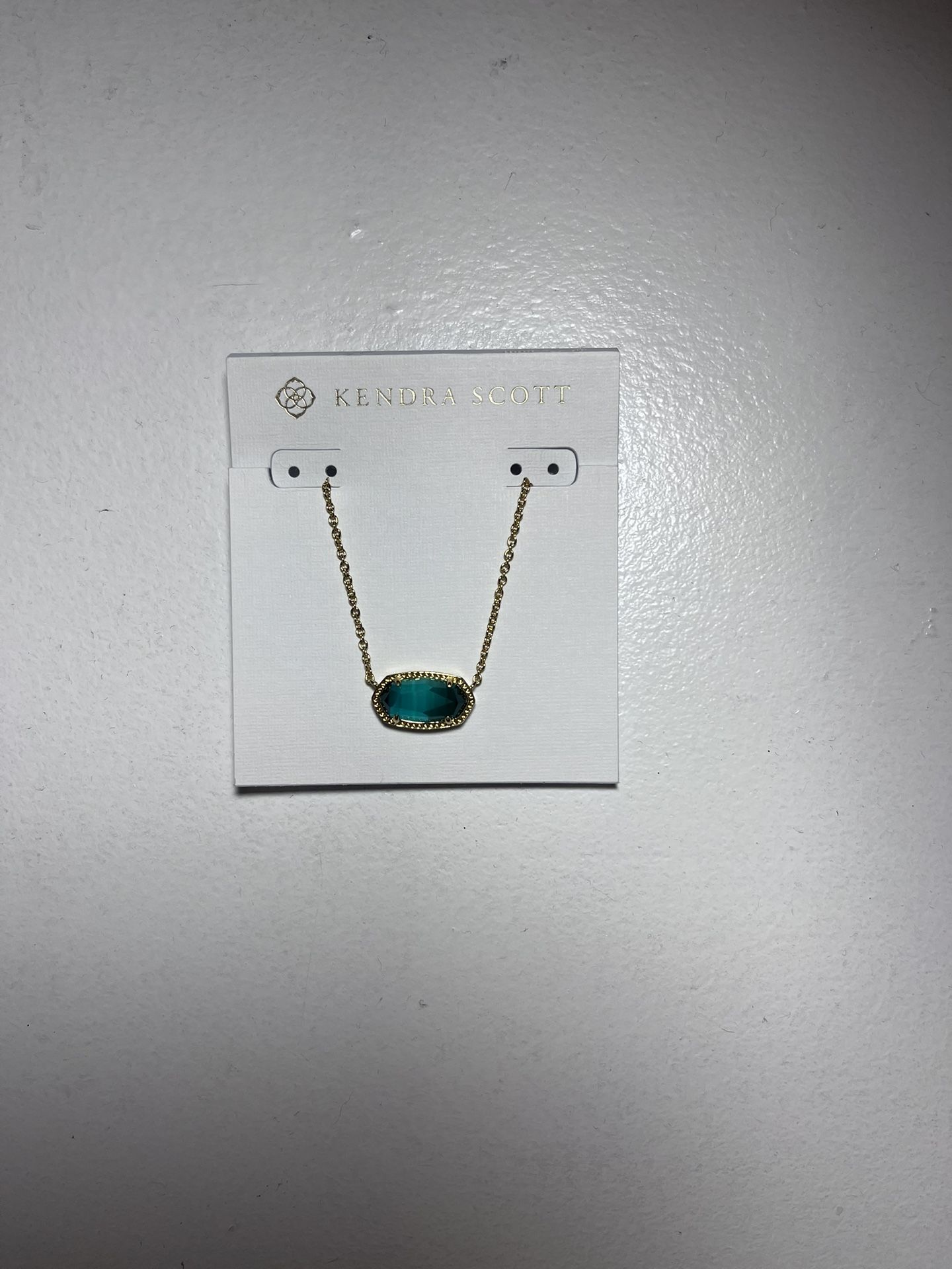 Kendra Scott Necklace - Emerald Cat’s Eye