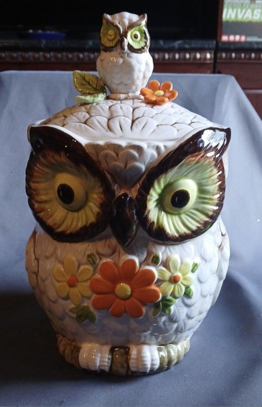 Vintage 70s Style Owl Vase
