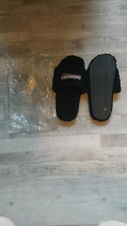 Balenciaga Black Size: 11 Slides – $70